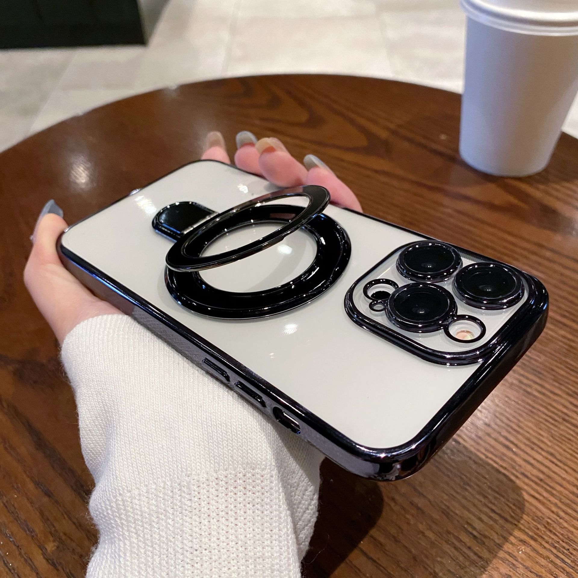 

Применимо к чехлу для мобильного телефона iPhone 15, металлическая опорная скоба, магнитная адсорбция, Apple 16, гальванизированный ТПУ, пленка для объектива, мягкий чехол 14 iPhone 16promax чёрный