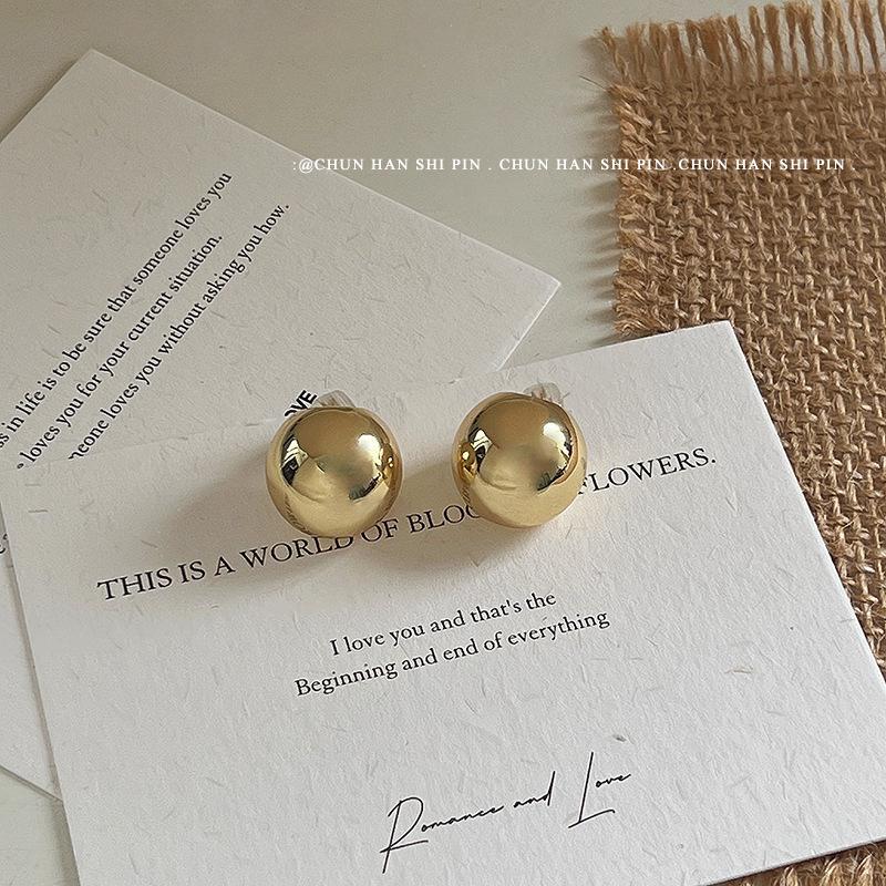 

Metal semicircular ball ear clips without ear holes, high-end niche design, simple stud earrings, women s summer cold wind temperament earrings