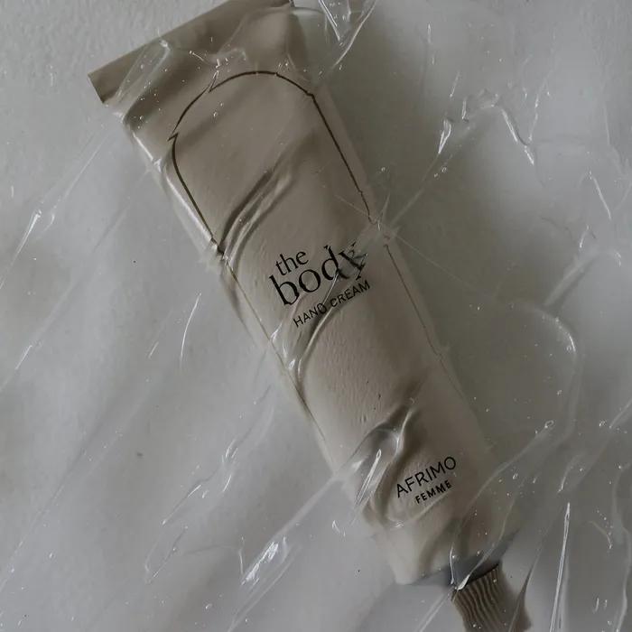 

Крем для рук для женщин The Body