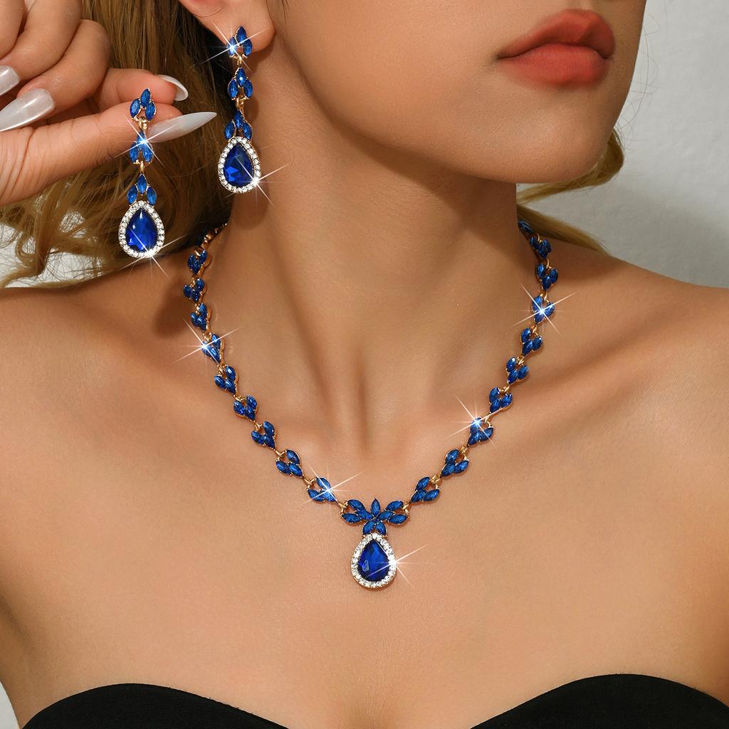 European and American Fashion Green Blue Red Rhinestone Necklace Earrings Bracelet Ring Set Full of Diamonds Four-piece Set 2026