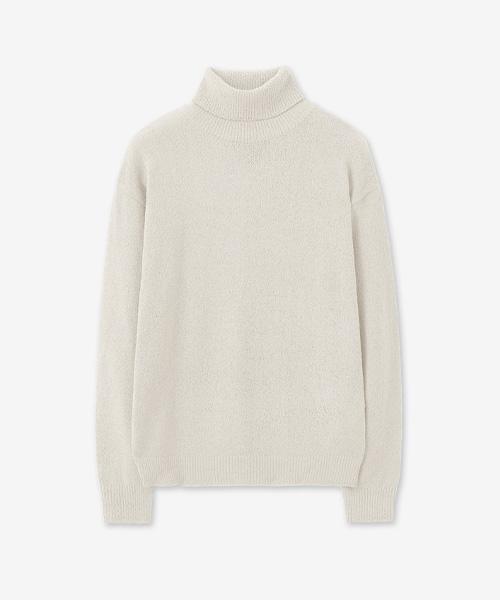 VTWO Boucle Turtleneck Knit_Ivory