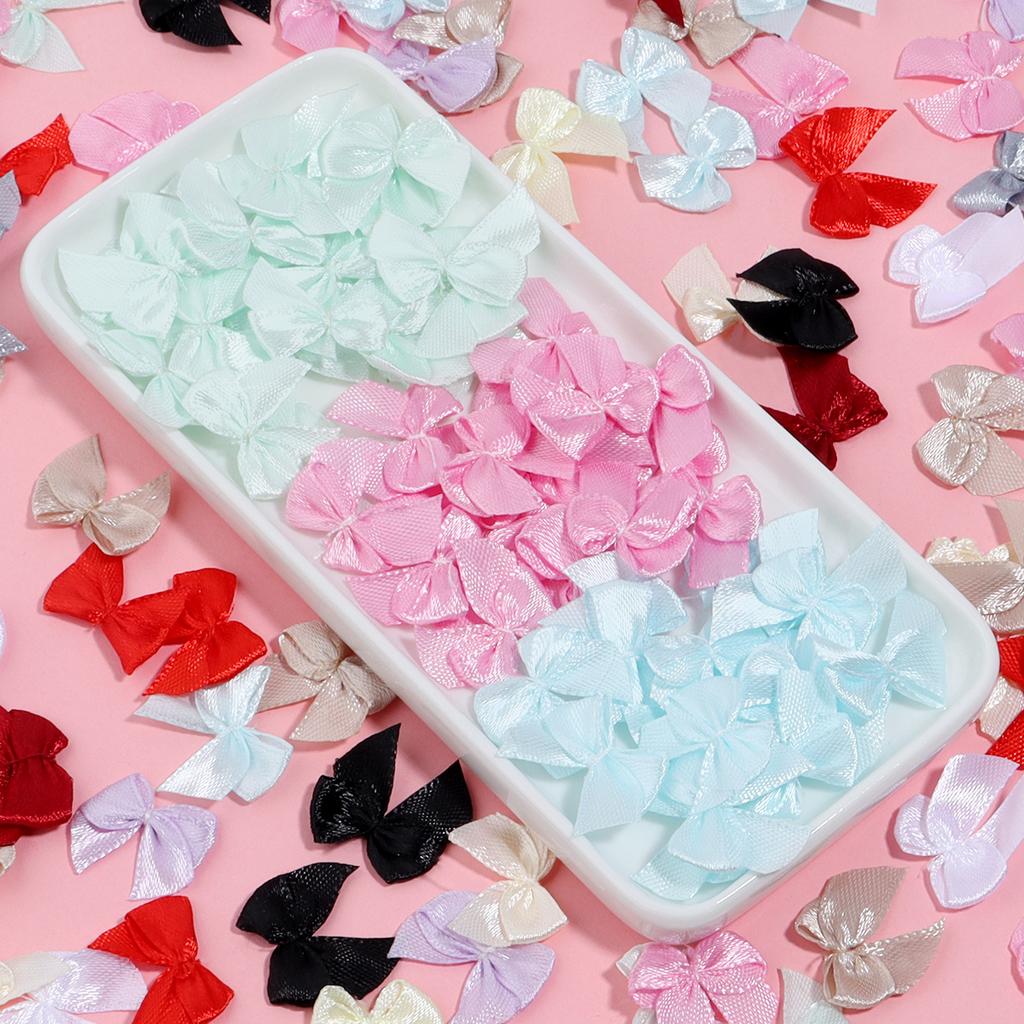 100 Stück/Los Polyester Satinband Schleifen Bunte Kleine Schleifen Für DIY Handnähen Kleidung Weihnachtsfeier Dekoration Zubehör