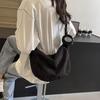 Corduroy bag women's large capacity 2025 new casual and lightweight messenger cloth bag versatile single shoulder commuter dumpling bag