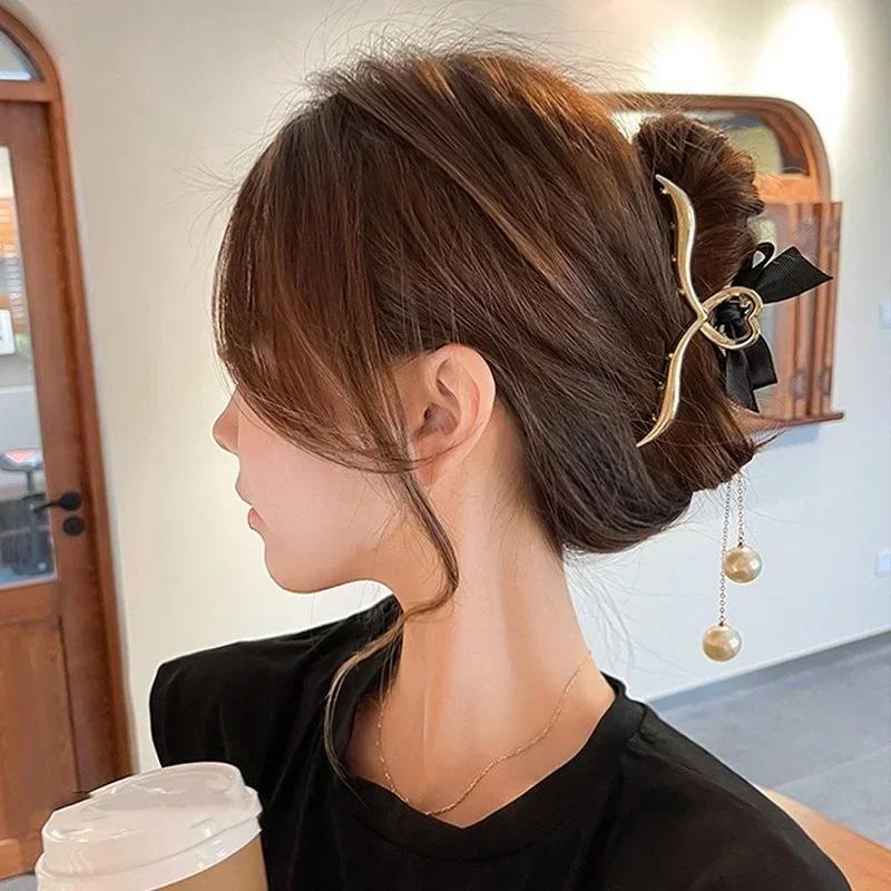 Summer Fashion Elegant Lady Hairpins Metal Tassel Hair Claw Vintage Hair Clips Butterfly Accessories for Women Creative Gift