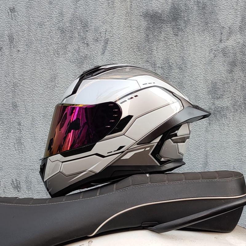 Full-Face Motorcycle Helmet with Gundam Design, Bluetooth Slot, Tail Wing, 3C Certified, for Men and Women