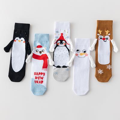Damen Frühling und Herbst Trend Cartoon Weihnachten Magnetische Saugröhre Hand Halten Socken
