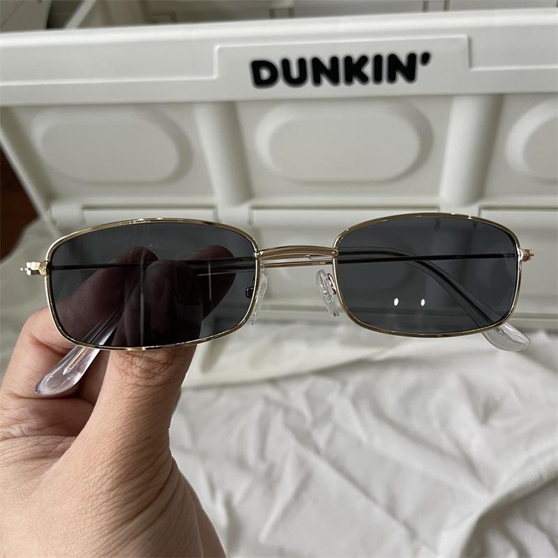 Y2K Black Sunglasses Large Frame Cat Eye Sunshade UV Protection Stylish Unisex