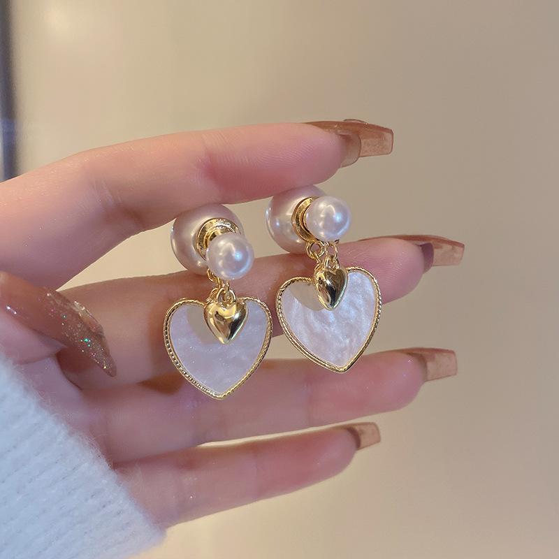 Elegant White Shell Heart Pearl Earrings For Women Sweet Gold Tone Dangle Earrings