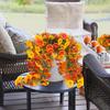 Künstliche Herbstblumen - Orange UV-beständige Seiden-Petunienblüten und Eukalyptusblätter Hängende Simulationspflanzen für Veranda, Terrasse, Blumenbeet