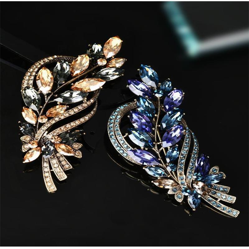 Pin Brooch Ladies High End Crystal Stone Accessories Retro Atmosphere Suit Corsage Coat Pin Brooch Birthday Souvenir GiftRetro Jewelry