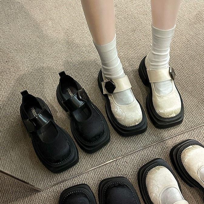 Wear jk skirt feet high Mary Jane shoes Internet celebrity soft sole year with not tired single shoes women