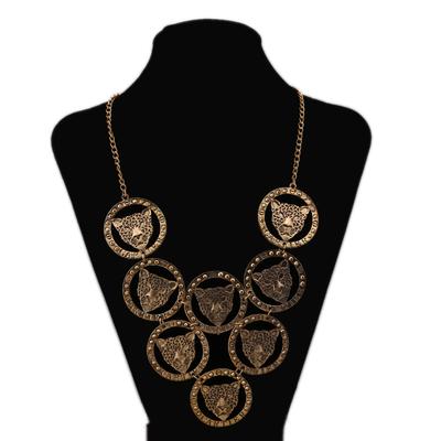 Módní náhrdelníky pro dámské šperky