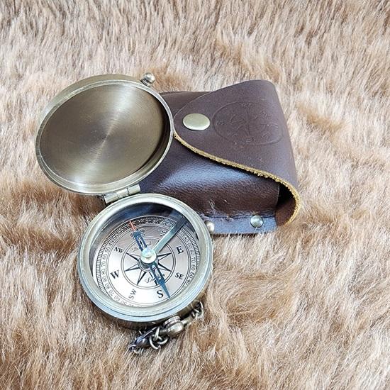 Brass Compass Gifts For Men Brass Compass Birthday Gift Christmas Gifts For Him Be Strong and Courageous