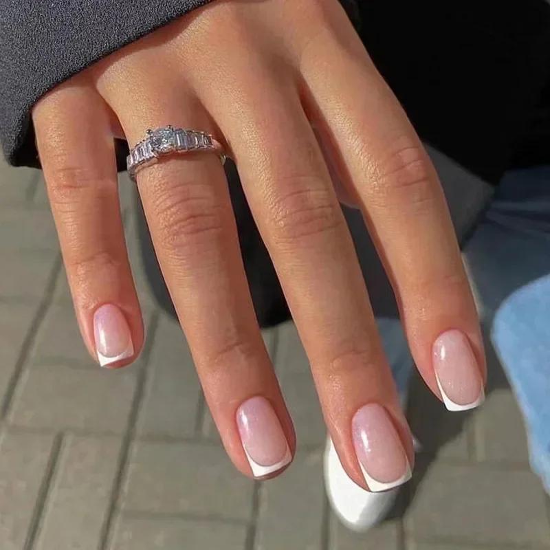24Pcs Nude White French Fake Nail Short Square Nail Tips Fashion Wearable False Nails with Glue Simple Full Cover Press on Nails