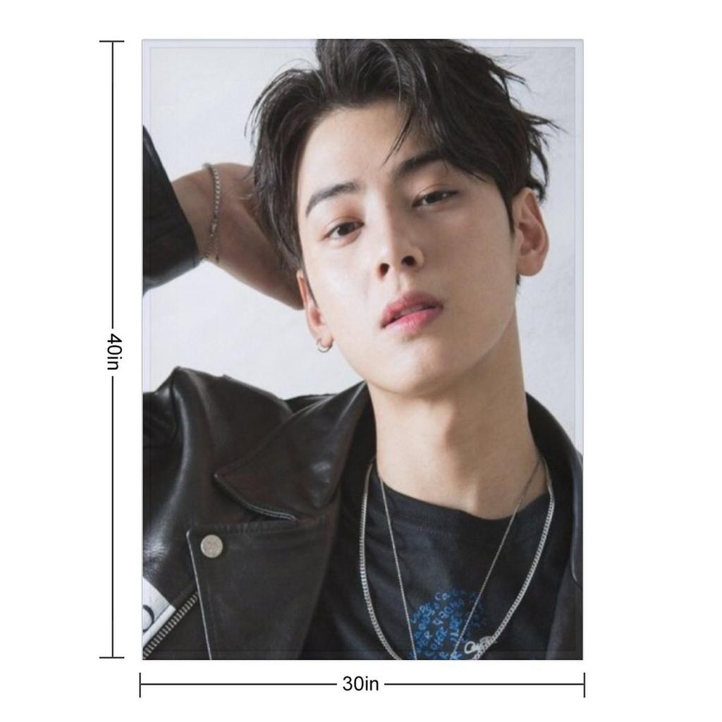 Astro Cha Eun-woo Throw Blanket Camping christmas gifts for winter Cute Plaid Blankets