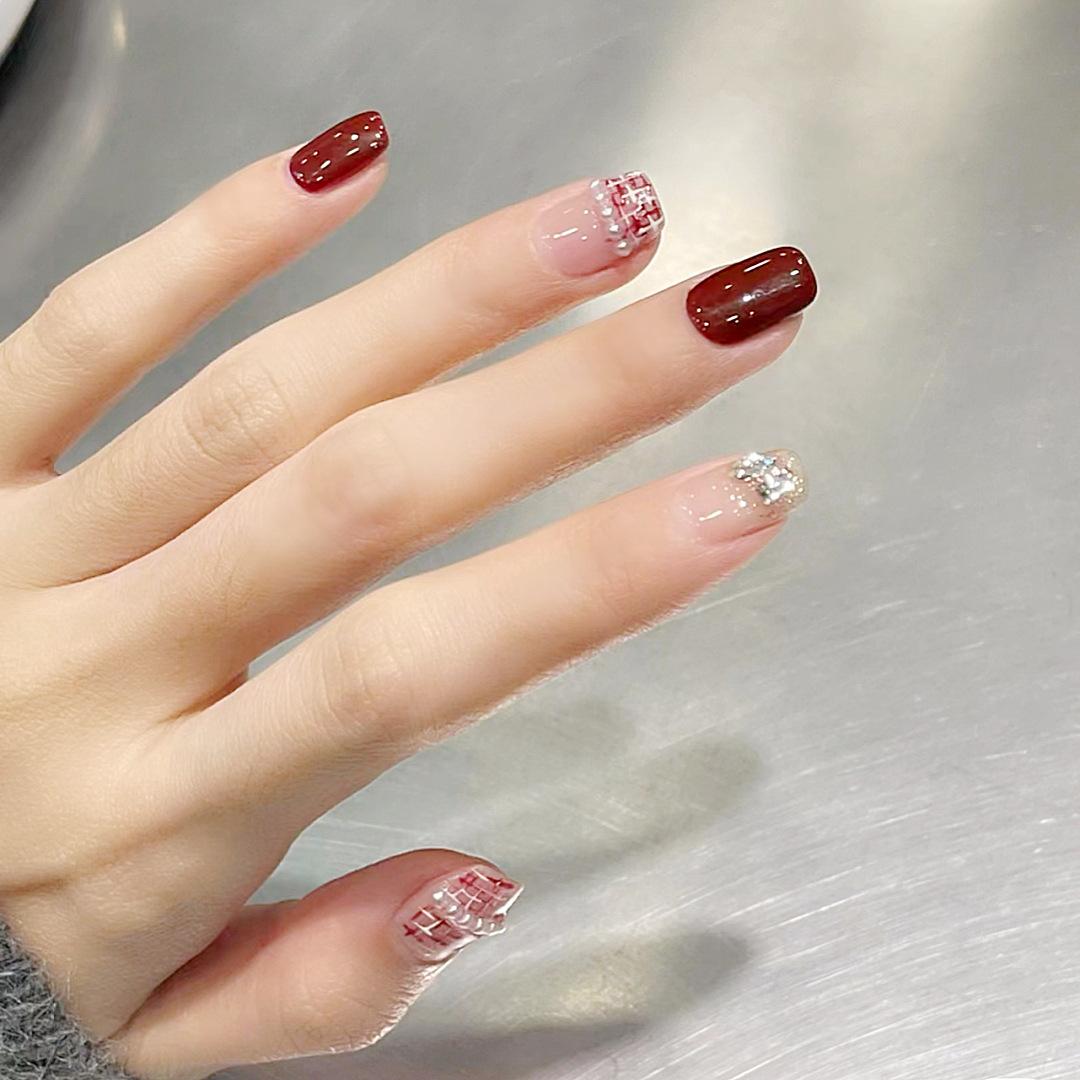 

Autumn & Winter Pearl Rhinestone False Nail Patches - Super Flash Short Manicure Set