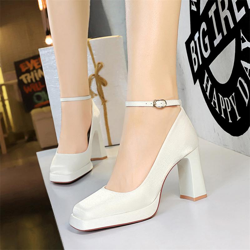 

American Style Banquet High Heels Wedding Shoes Thick Heels Super High Heels Waterproof Platform Satin One-Strip Single Shoes 36