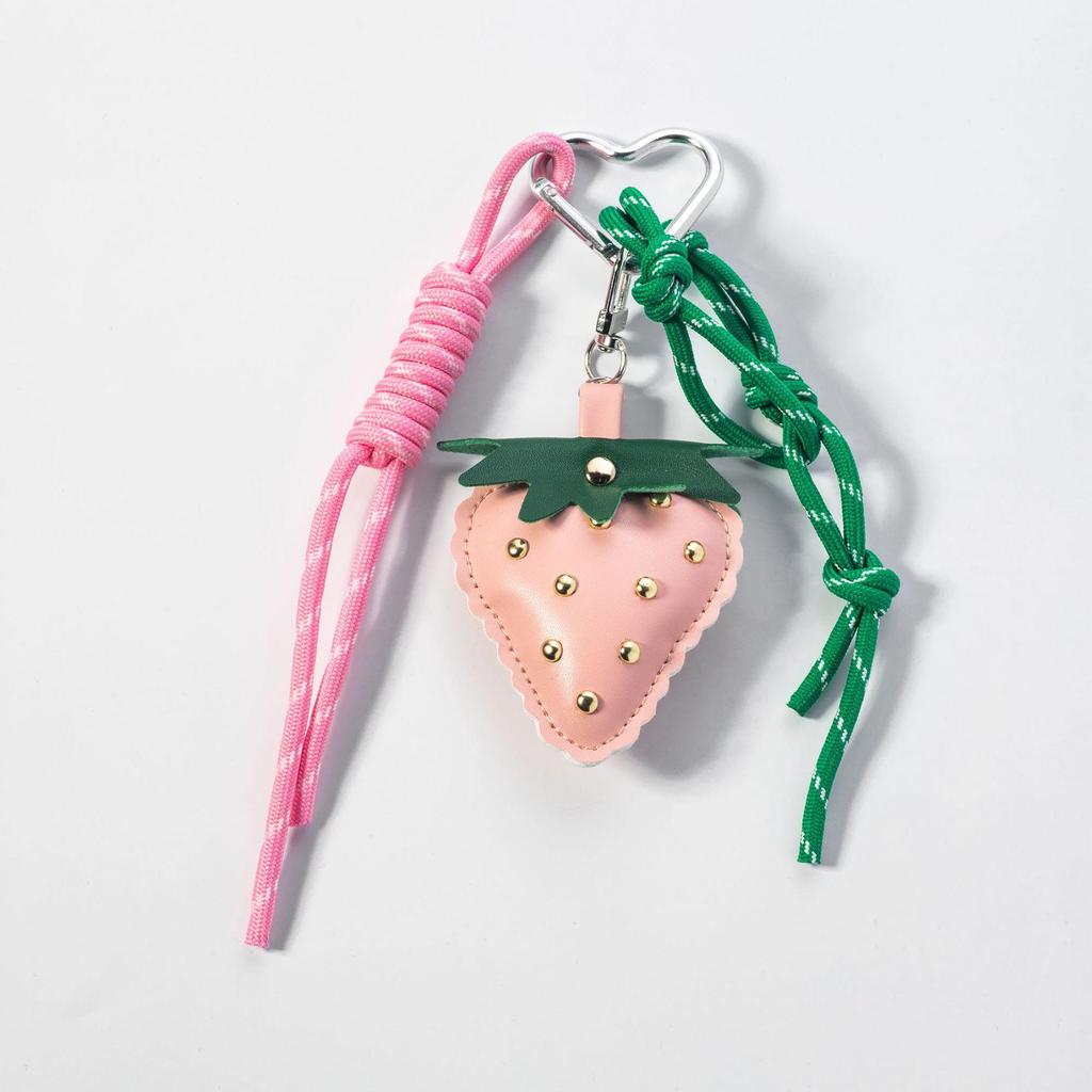 Yogodlns 1pcs Bag Pendant Cut Strawberry For Women Couple Car Decoration Jewelry Gift Accessories Backpack Pendant