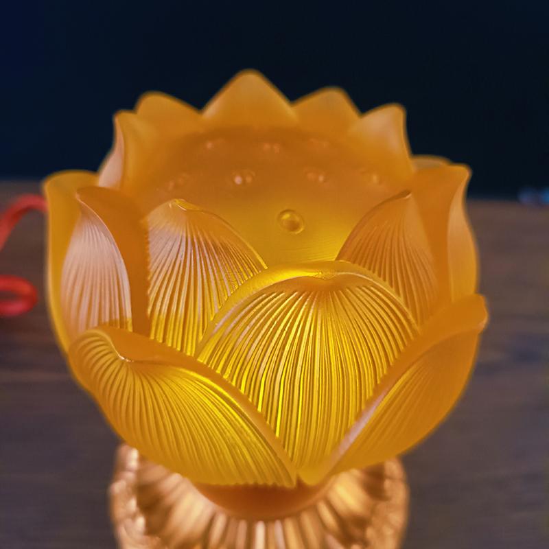 1pc Metal Glass Candlestick Ornament Lotus Buddhist Lights Holder Buddha Lotus Lamps Post Buddha Hall Temple Home Decorations