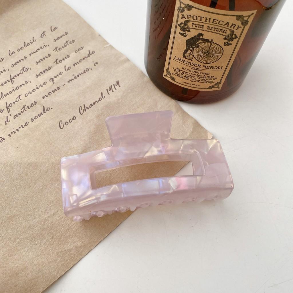 Exquisite Korean Style Medium Size Pvc Shark Hair Claw Clip For Elegant Hairstyles