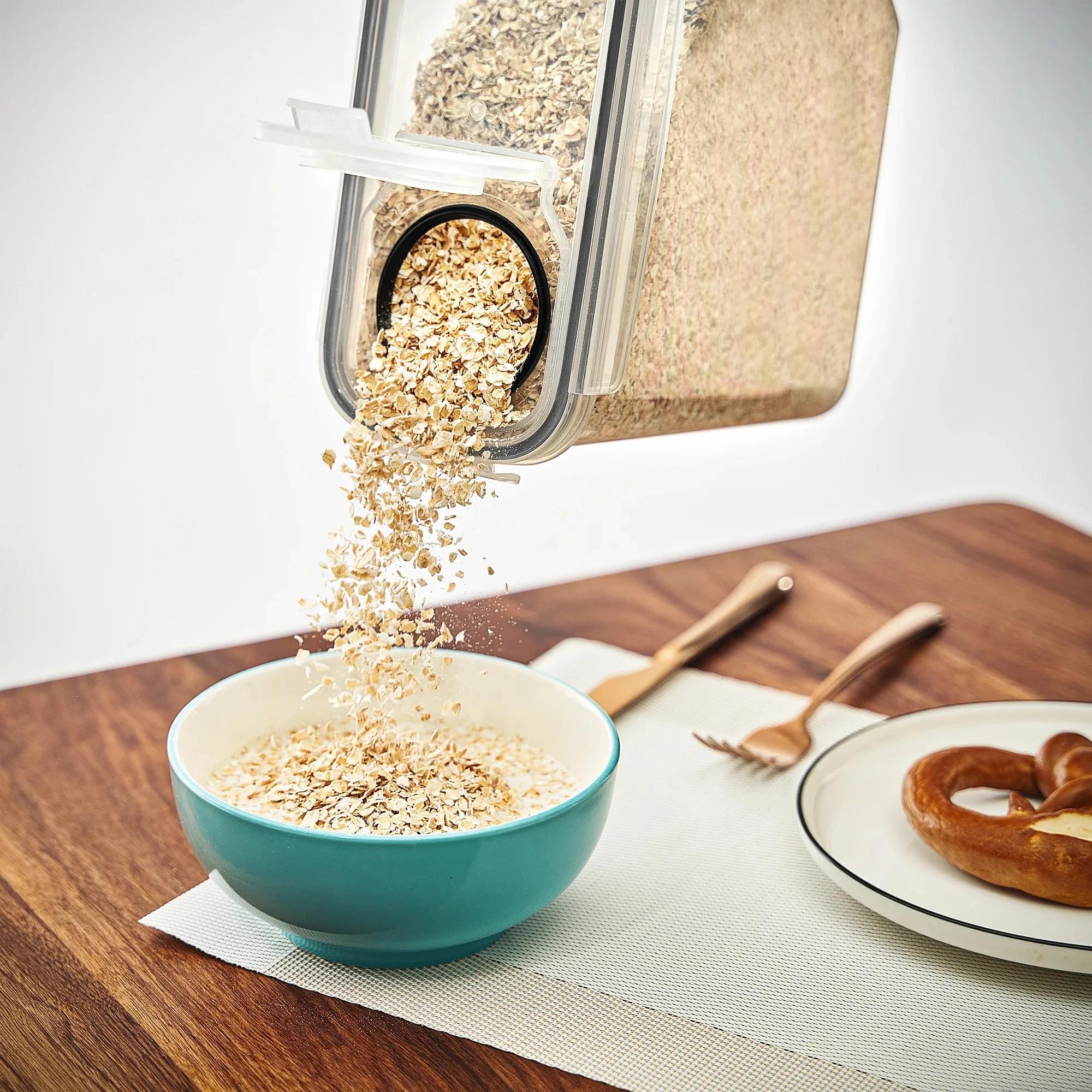 

Прозрачный пластиковый диспенсер для хлопьев Sorbus, 17 чашек, герметичная крышка, контейнеры для хранения продуктов с носиком для насыпания United States