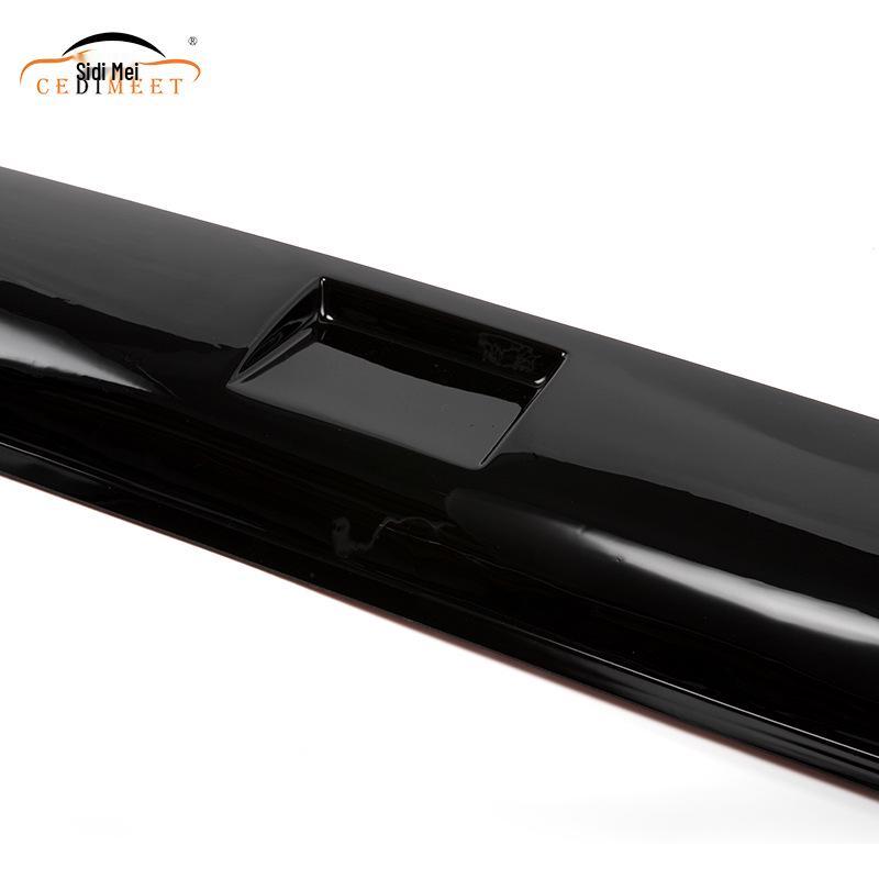 Luxusní univerzální větrný deflektor pro střešní okno auta: Akrylový štít 88x18CM pro redukci hluku