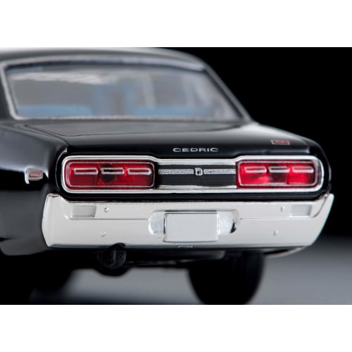 Tomica Limited Vintage Neo 1/64 Scale LV-N205b Nissan Cedric 2000GL (1971 Model, Black) - Finished Product