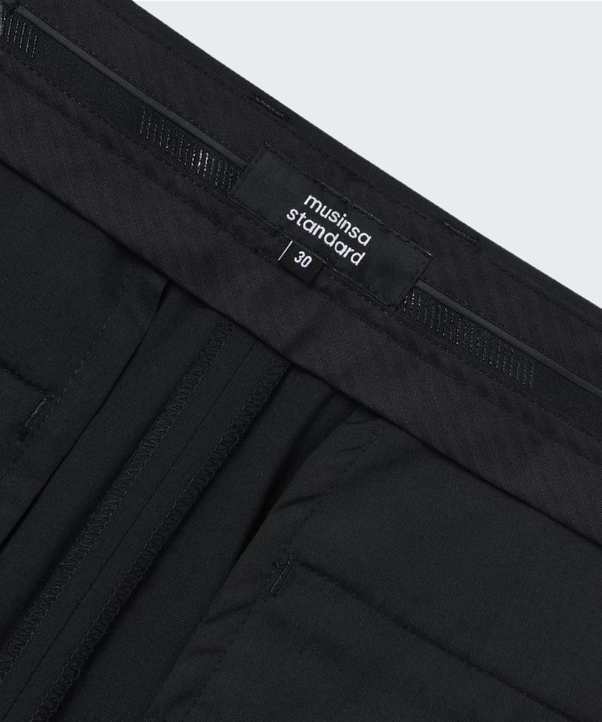 MUSINSA STANDARD [Cooltandard] Relaxed Tapered Hidden Banding Crop Slacks [Black]