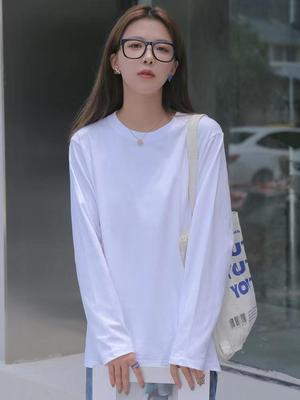 Women's Pure White Cotton Long-Sleeve Round Neck Layered Loose Fit T-Shirt for Autumn and Winter