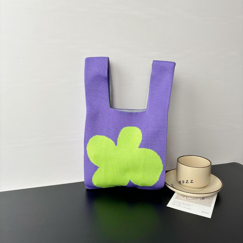 Knitted bag female animal tote bag cute souvenir snack bag versatile vest bag bucket woven gift bag