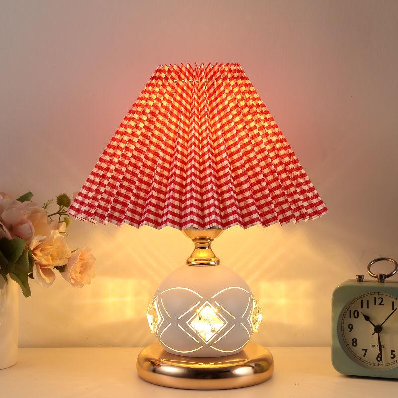 Vintage Girl Nordic Style Crystal Bedside Bedside Bedroom Decoration Table Lamp
