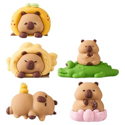 Harz Capybara Tierfiguren Miniatur für Computermonitore Cartoonfiguren Spielzeug Schreibtischdekorationen Sammlerstücke Schmuckstück