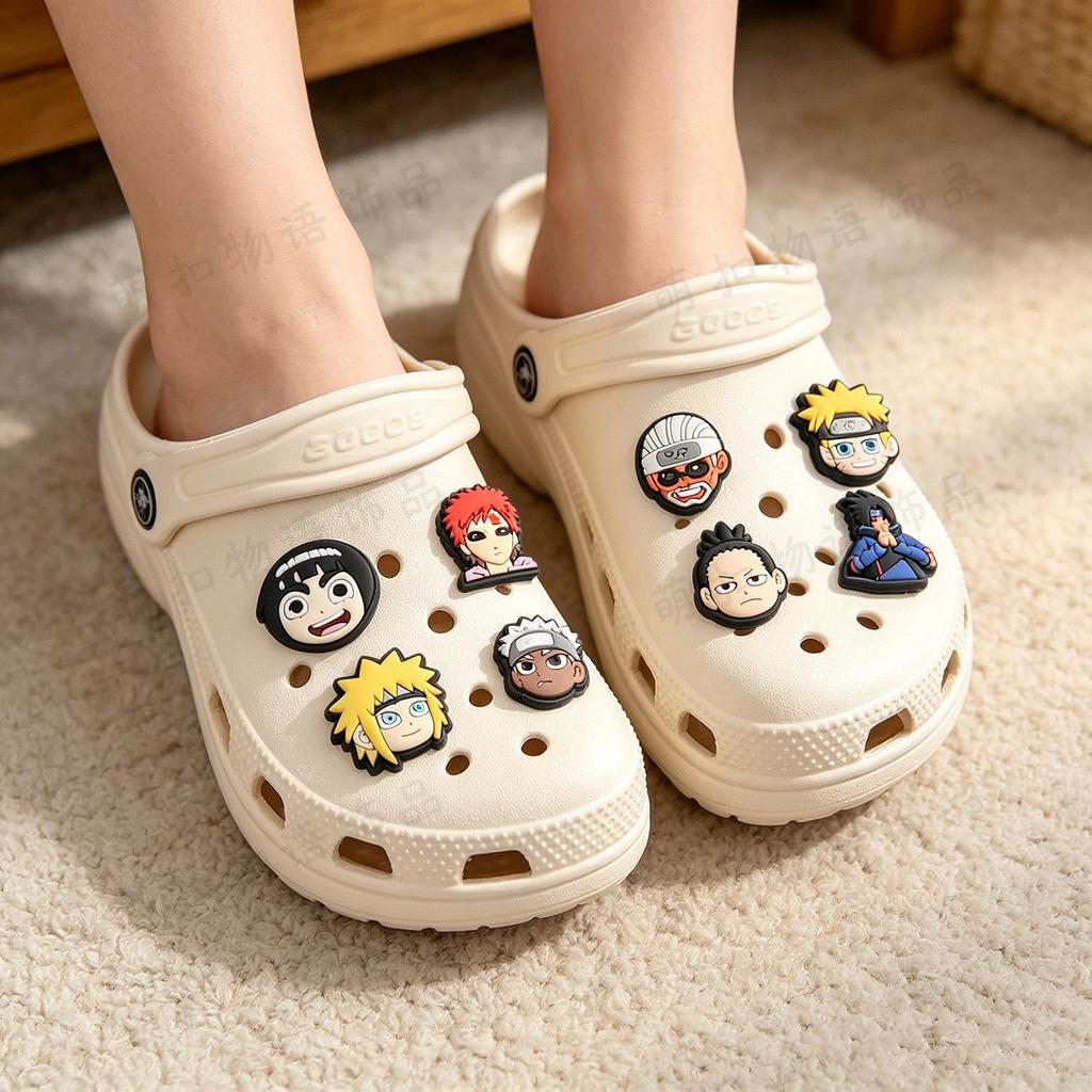 Naruto cartoon shoes with removable DIY anime decorations, a perfect gift to give to friends