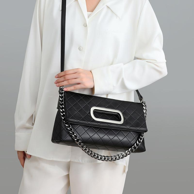 New Autumn and Winter Women's Bags  Fashionable Light Luxury Diamond Chain Bag  One-shoulder Bag  Underarm Bag