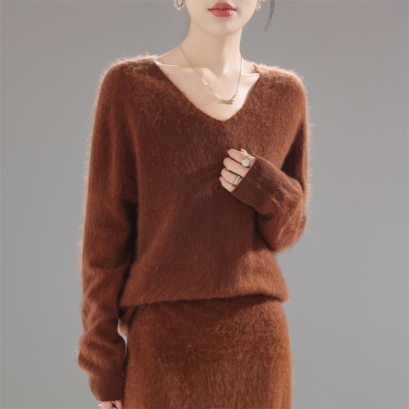 Autumn And Winter New Wool Pulling Knitted V-Neck Loose Sweater Top With Knitted Sweater Bottoming Shirt Casual