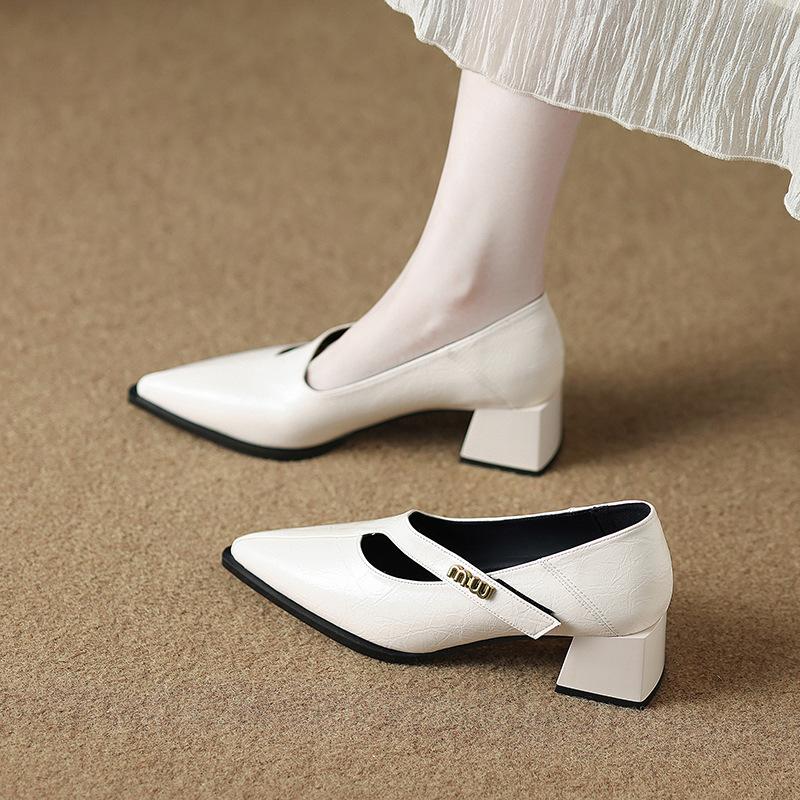 

83656-5 Новые французские туфли-лодочки весна и лето, темпераментные туфли с мелким вырезом, популярные 2025, зарубежные кожаные туфли на толстом каблуке 40