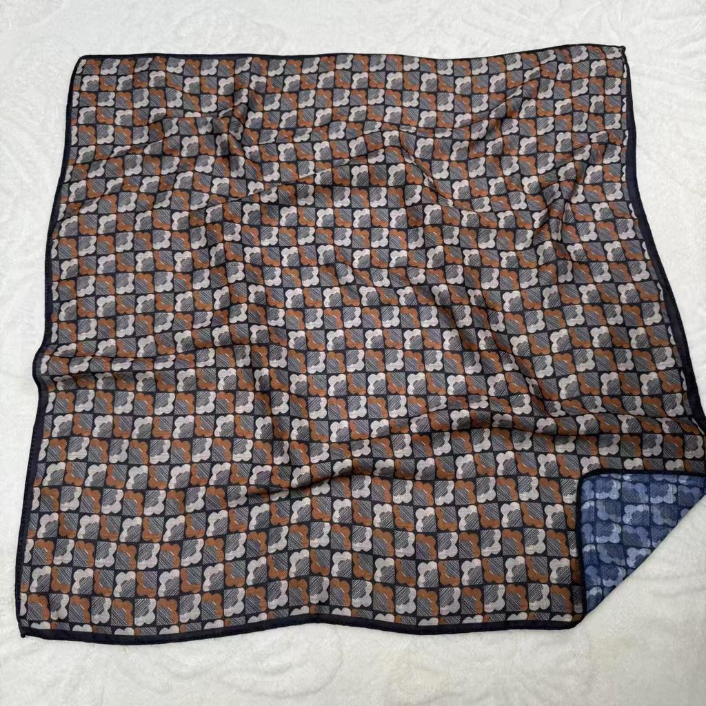 68x68cm Floral Velvet Scarf for Women Lightweight Square Scarves Elegant Spring/Summer Fashion Shawl Neckerchief Luxury