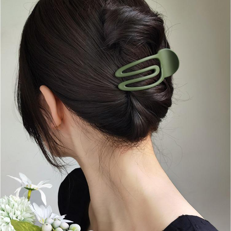 Women's Claw Hair Clip for Short Hair and Bangs