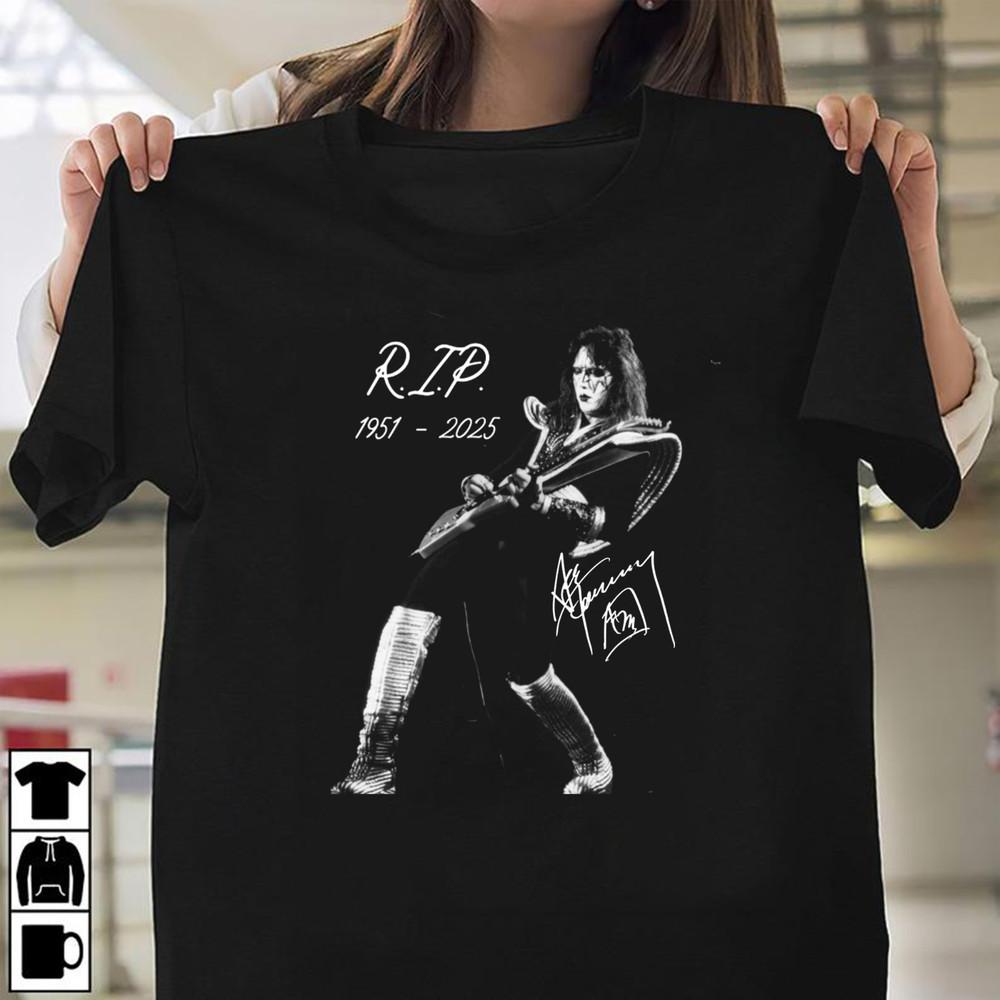 Legendary Ace Frehley Gift For Fans Signature S-5XL T Shirt Unisex T-Shirt S