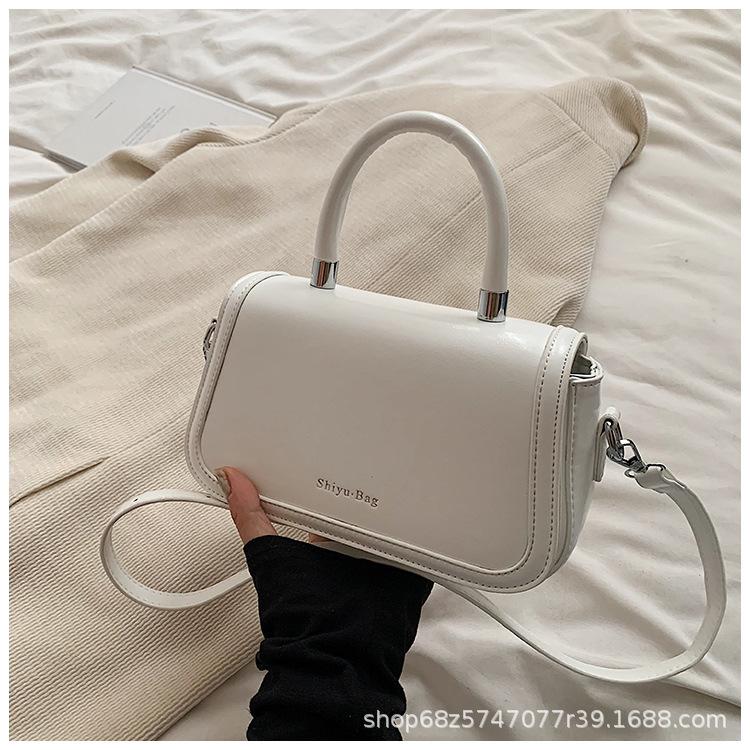 

Premium handbag bag women s 2025 new trendy popular texture casual shoulder bag commuter messenger small square bag белый