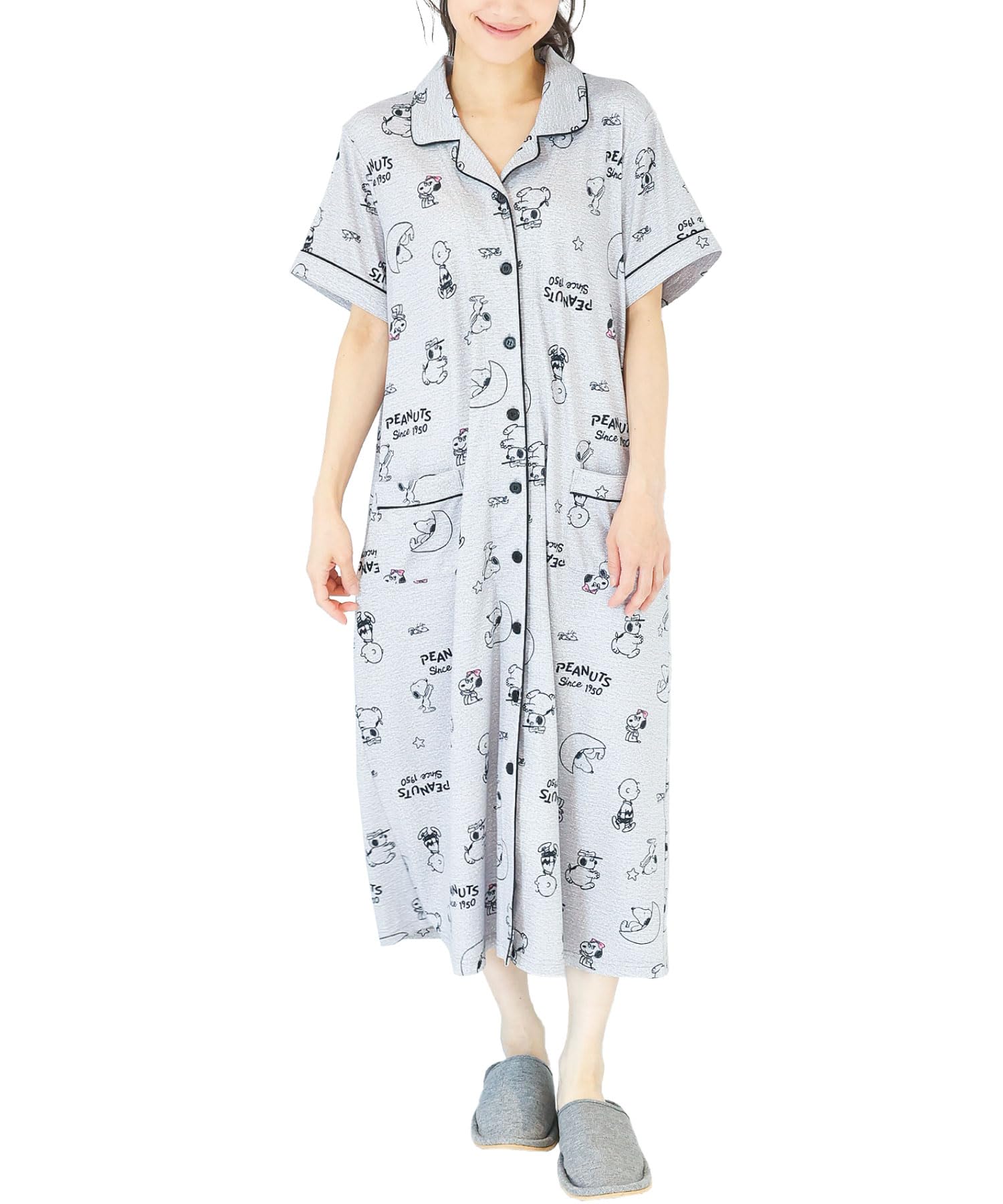 

Ночная сорочка Snoopy Домашняя одежда Пижама Длинная Длина Пудровый Эластичный Материал Застежка спереди Короткий Рукав Пижама Домашняя одежда SNOOPY [ON NISHIKI] Цельная серый