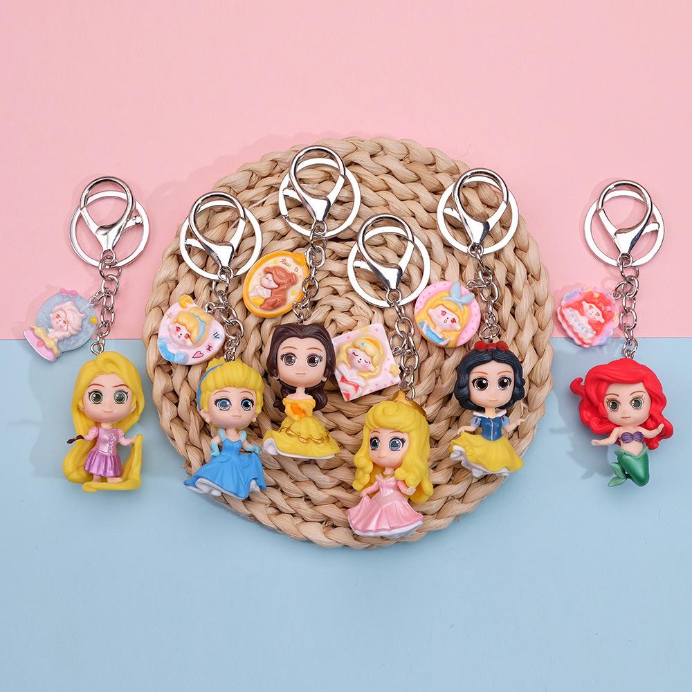 Cinderella Anime Keychain Pendant: Bright Cartoon Accessory for Bags & Pants
