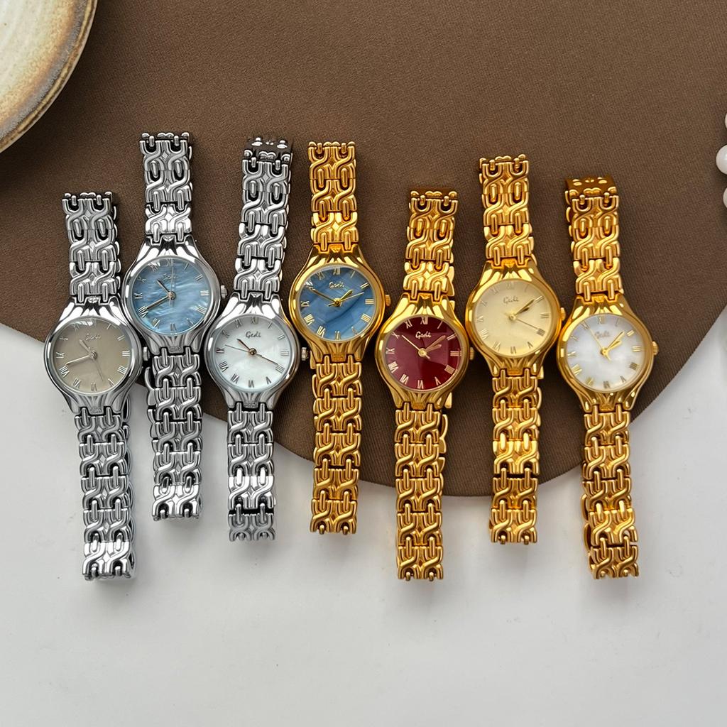 Old Money Style Retro Roman Small Gold Watch, Women'S Light Luxury Chain Quartz Watch, High-End Workplace Versatile Watch
