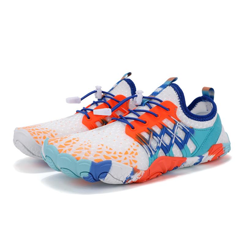 Fashion Men Women Water Barefoot Shoes Fashion Beach Shoes Quick Dry Hiking Light Sports Sandals Breathable Outdoor Training Shoes 35-48