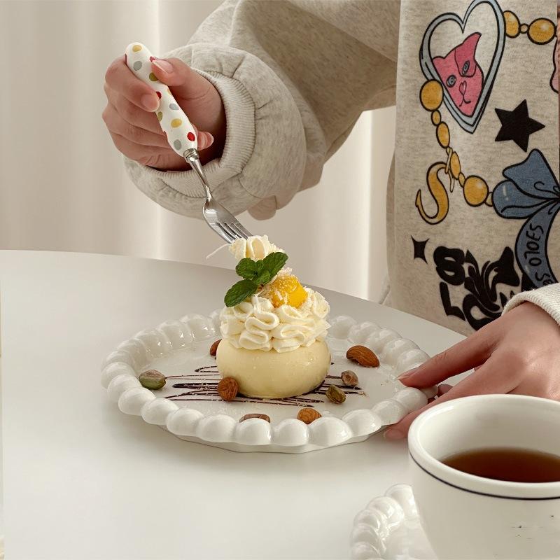 Ins Style Beaded Dessert Plate French Western Food Plate Ceramic Breakfast Plate Ornaments Poses Ceramic Dishes