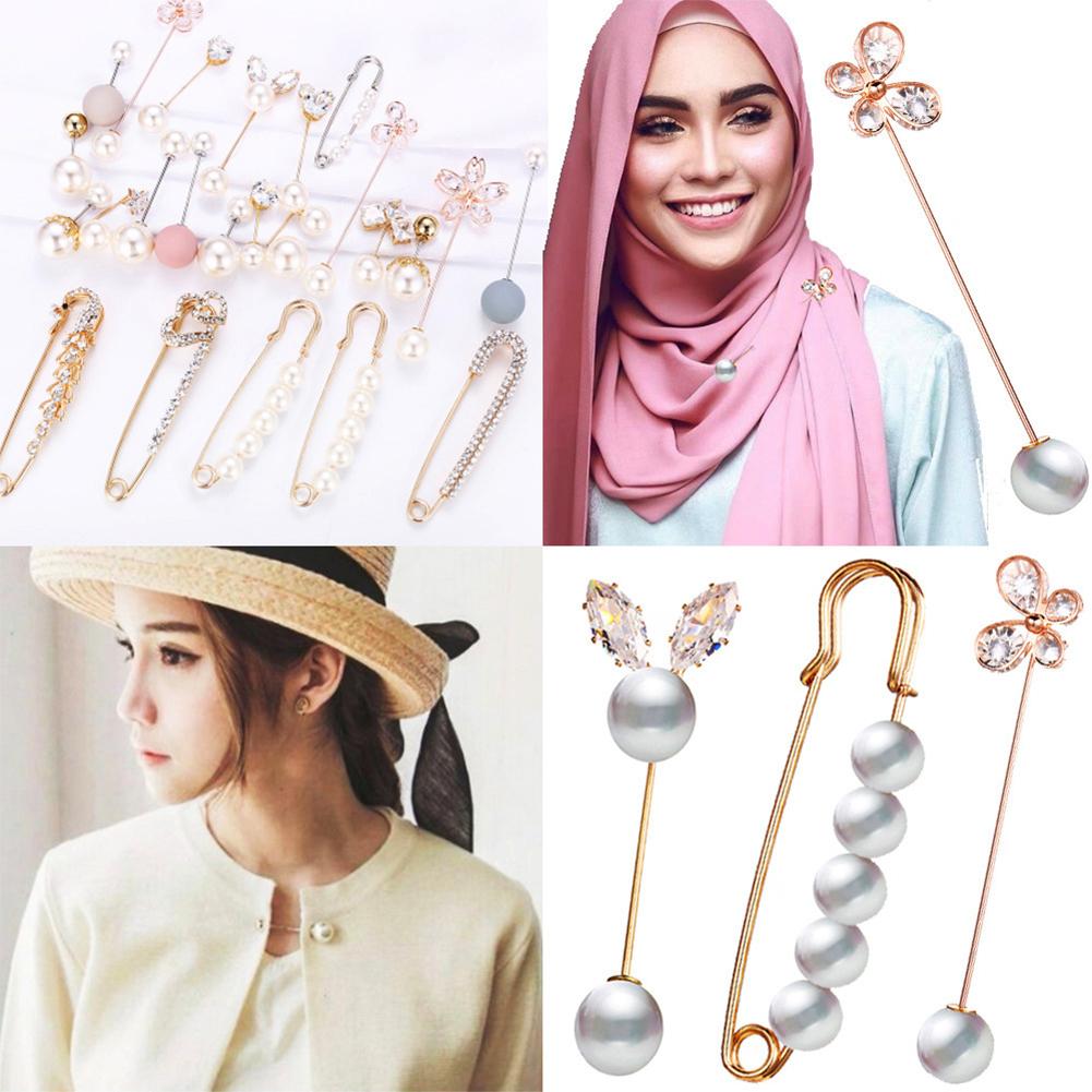 Fashion Prevent Wardrobe Malfunction Pearl Bead Diamante Brooch Collar Pin Set