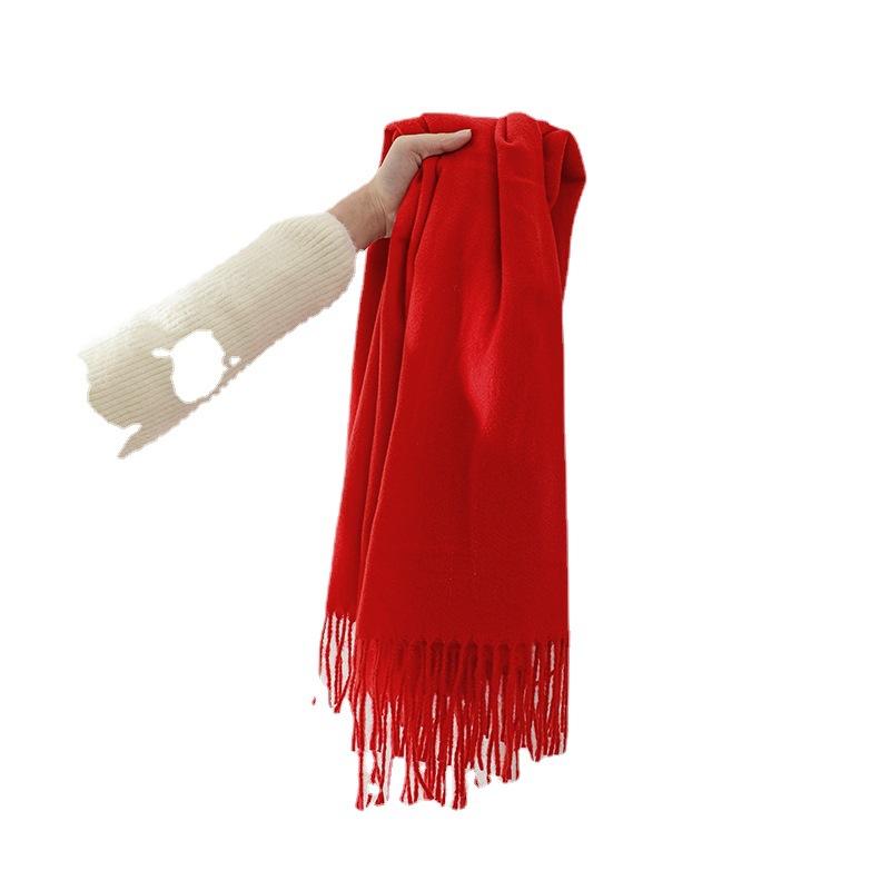 

Autumn and winter solid color scarf classic bright red scarf thickened thorn shawl Quality thorn 70 * 200 (including tassel) червоний