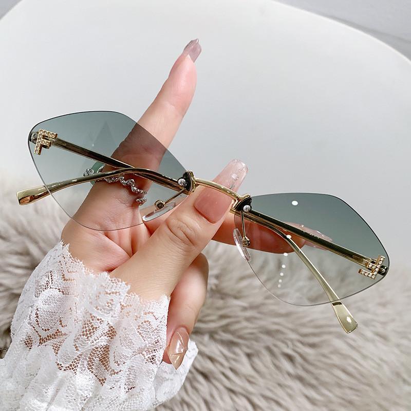 Geometric Unisex Frameless Sunglasses With Uv400 Protection For Outdoor Activities And Fashion GoldFrameGreenGradient