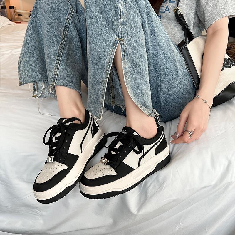 Handmade~ Platform sole white shoes women's new black and white sports panda board shoes