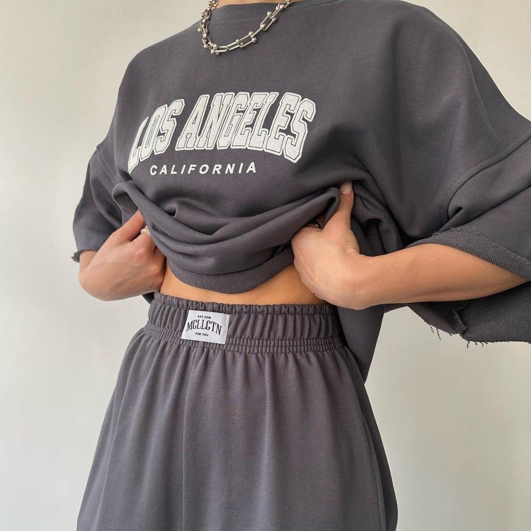 BITCED Женская повседневная толстовка с короткими рукавами и брюками с принтом — фото 4